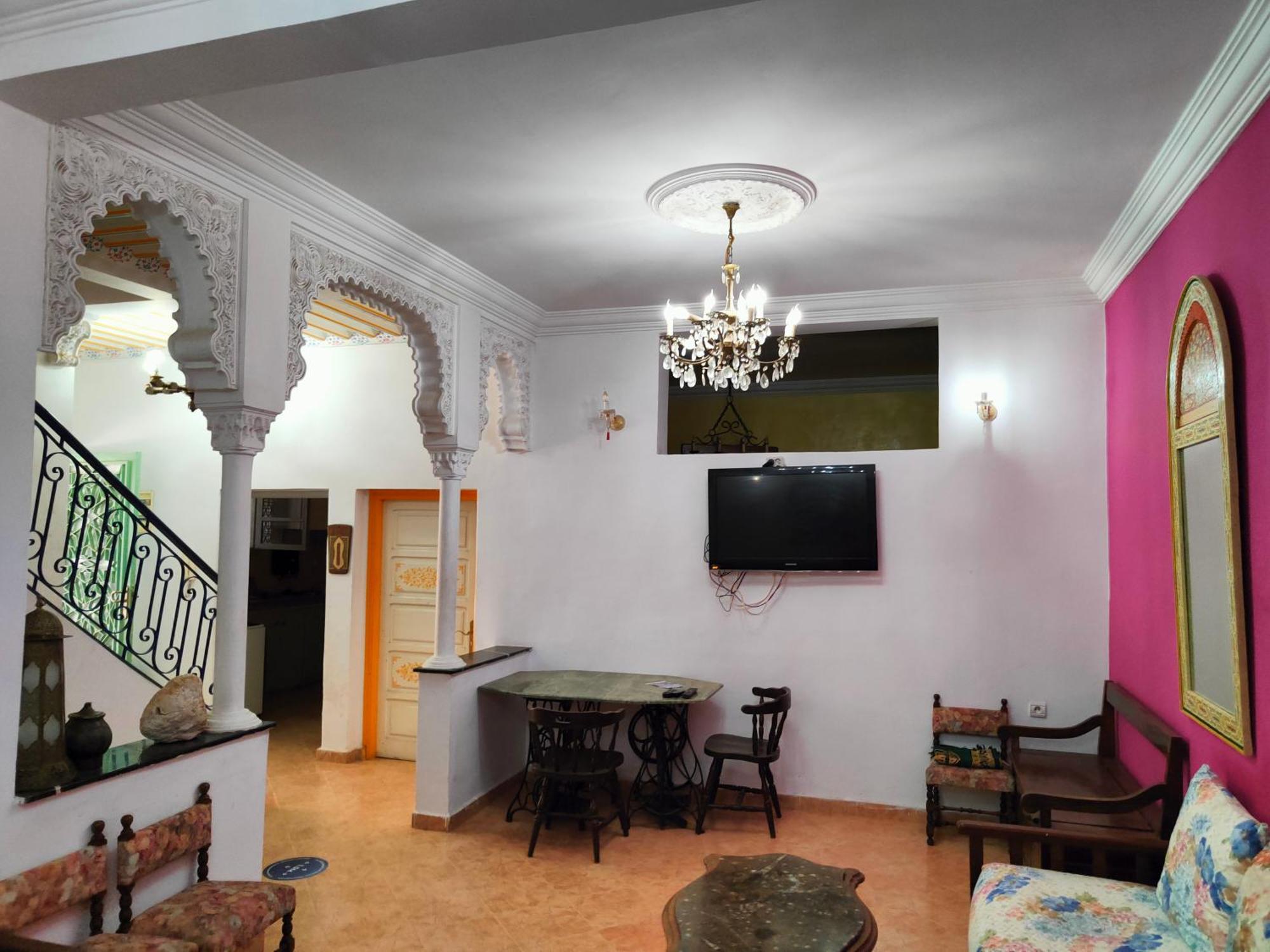 Dar Baddi Hotel Lahebichate Bagian luar foto