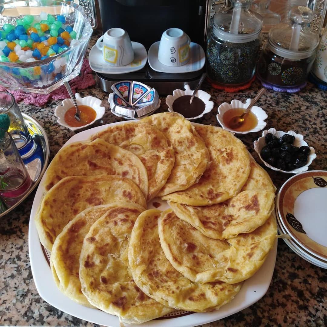 Dar Baddi Hotel Lahebichate Bagian luar foto